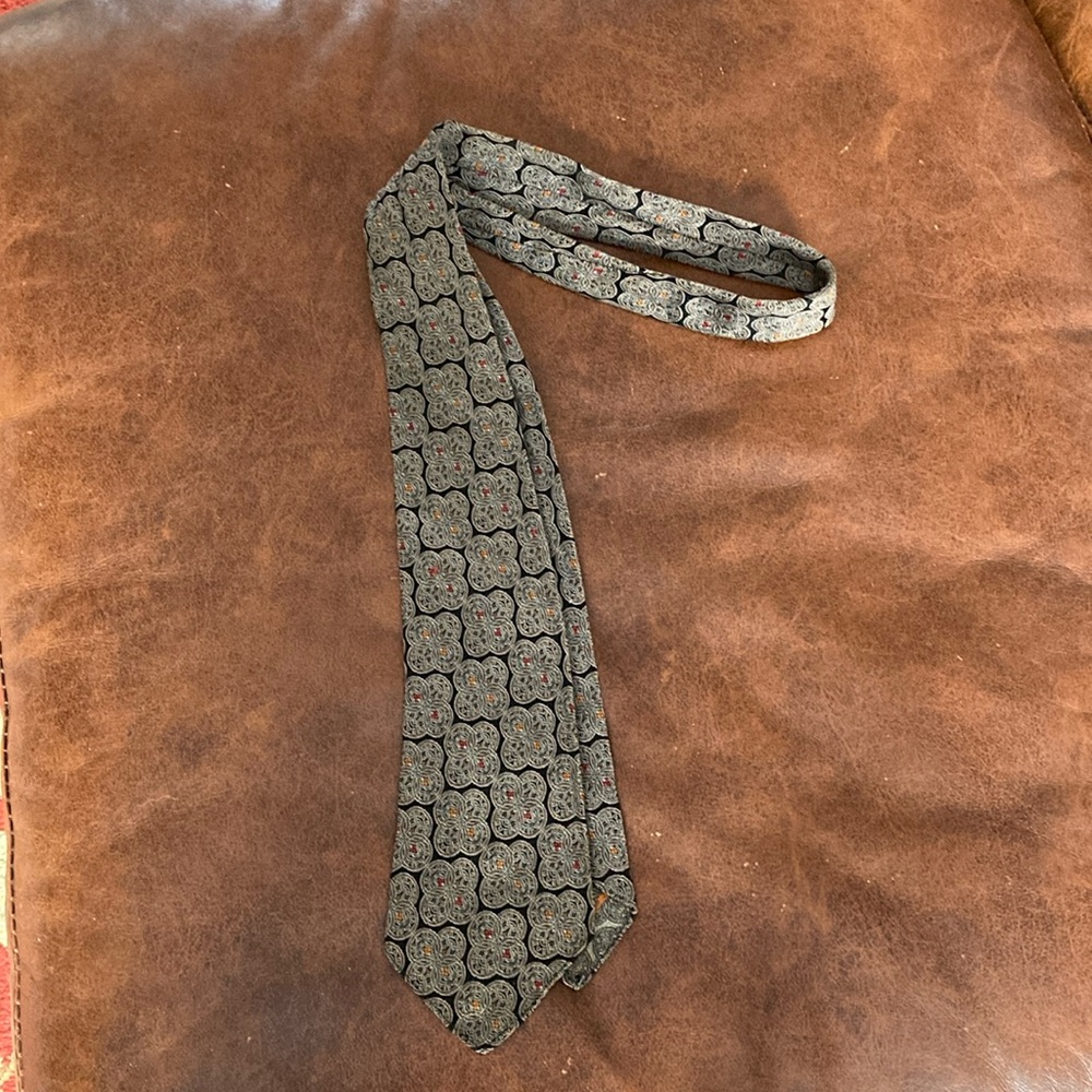 Vintage, handmade men’s tie